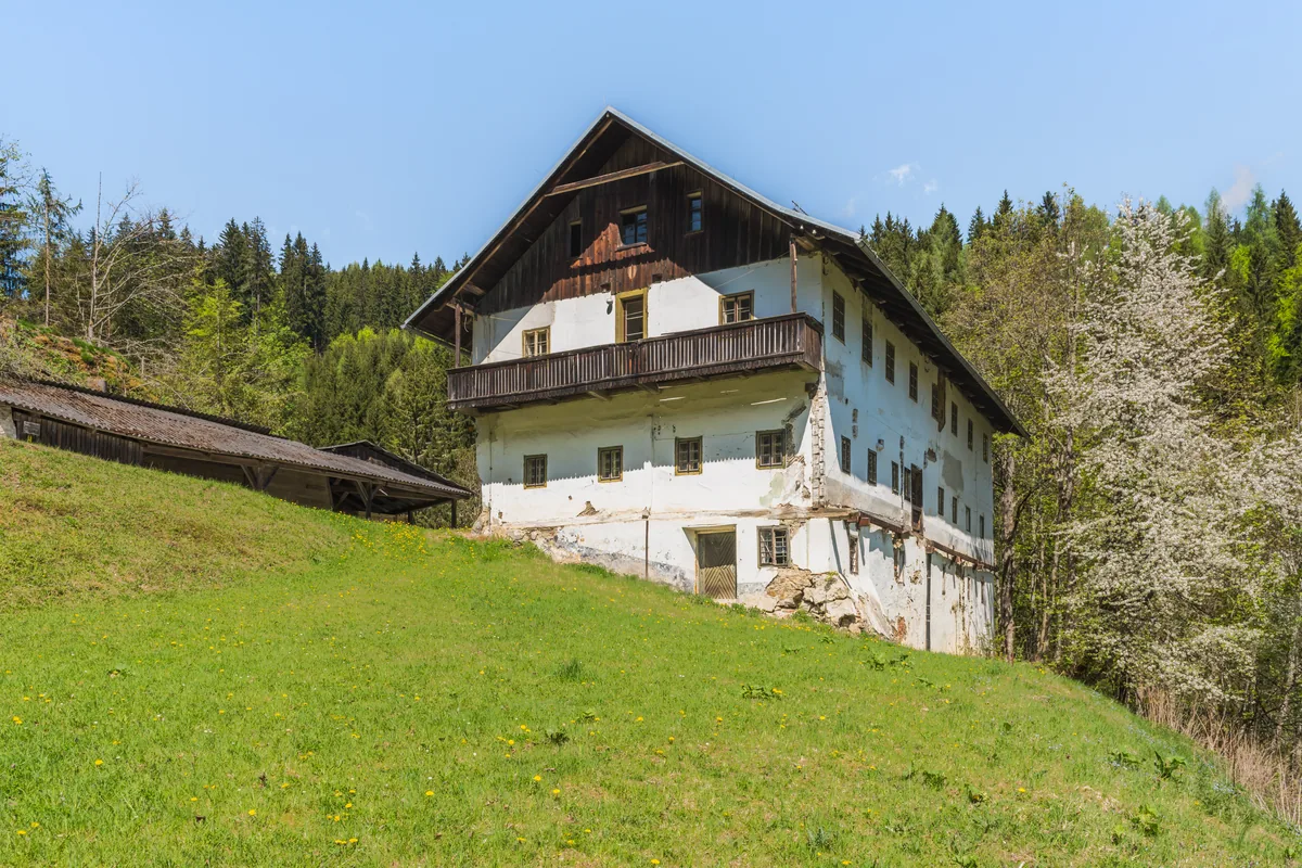 Uitzicht over een hotel in Oostenrijk – Een Gezinsvriendelijke Vakantie in Oostenrijk