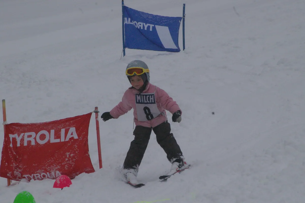 Sfeerbeeld van wintersport in Oostenrijk – Praktische Tips voor Jouw Herfsttrip naar Wenen